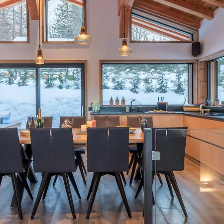 Chalet Seven Summits - Pool - Sauna - Jacuzzi - By Cozee