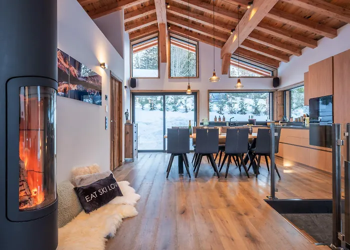 Chalet Seven Summits - Pool - Sauna - Jacuzzi - By Cozee *